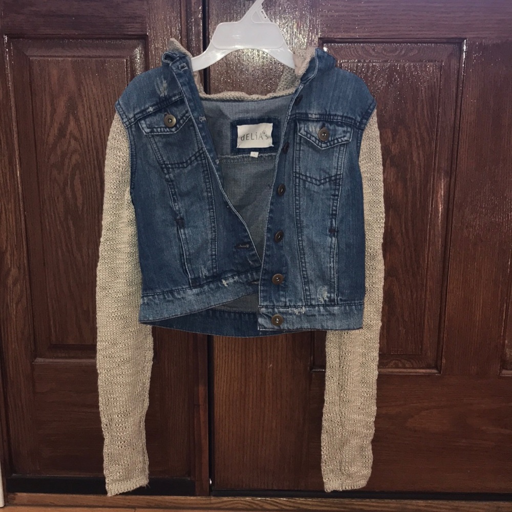 Hooded sweater/denim jacket